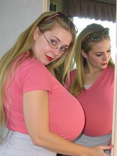 AI collection 330 mature granny