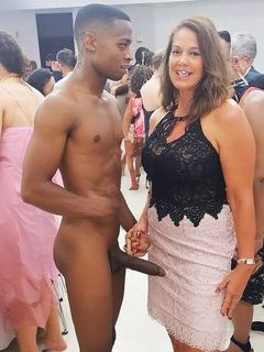 Mother of the bride found herself a toy for the reception