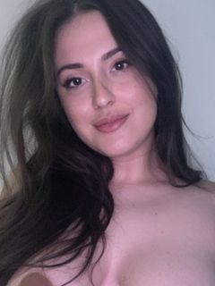 Dating site profile pictures