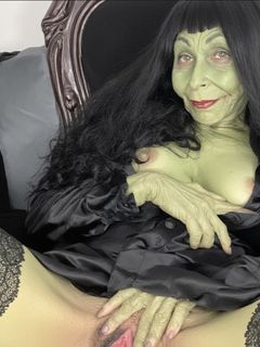 AI Halloween Witches