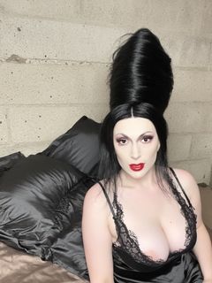 AI Mistress of the Dark