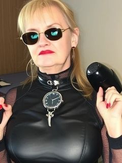 AI collection 327 mature granny