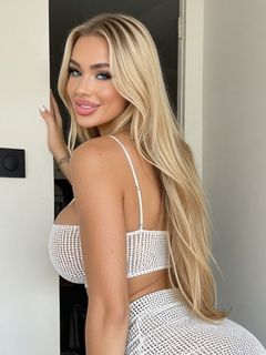 Stunning Babes 5