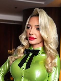 Romanian MILF Slut Anda Gabriela 13