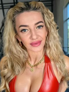 Romanian MILF Slut Anda Gabriela 13
