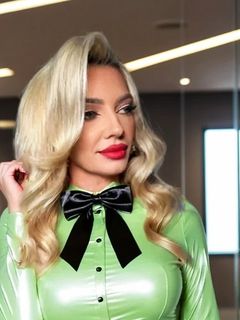 Romanian MILF Slut Anda Gabriela 13