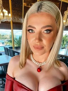 Romanian MILF Slut Anda Gabriela 13