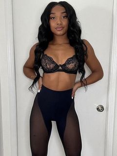 The hotness of sheer panel leggings