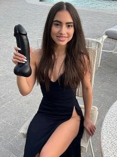 Prom Girls And Big Dildoes